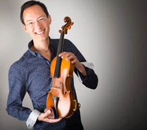 Robert Uchida, violon